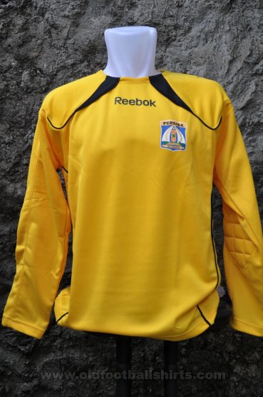 Persiba Balikpapan Goalkeeper football shirt (unknown year)