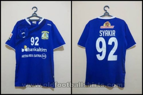 Persiba Balikpapan Home football shirt 2013 - ?