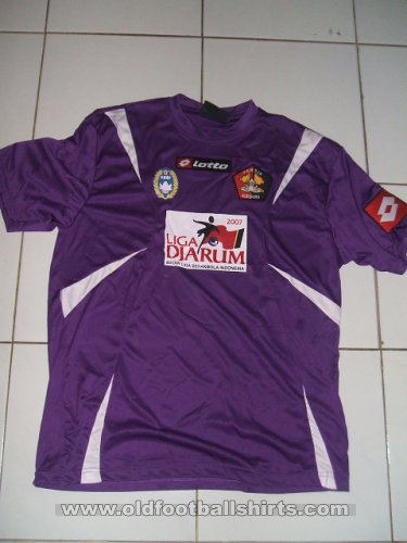 Persik Kediri Home football shirt 2007 - 2008