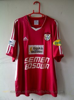 PSM Makassar Home football shirt 2002 - 2003