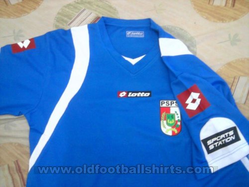 PSPS Pekanbaru Home football shirt 2009 - 2010