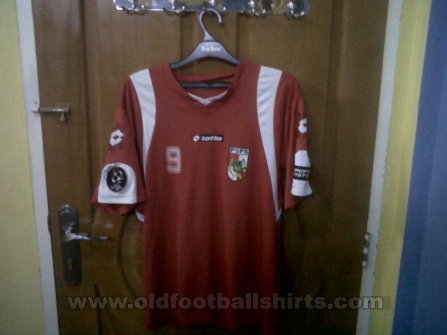 PSPS Pekanbaru Away football shirt 2009 - 2010