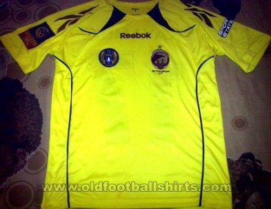 Sriwijaya FC Home football shirt 2009 - 2010