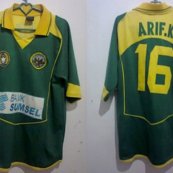 Away football shirt 2005 - 2006