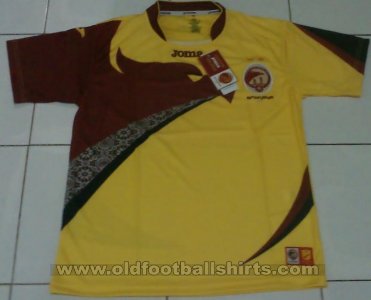 Sriwijaya FC Home football shirt 2012 - 2013