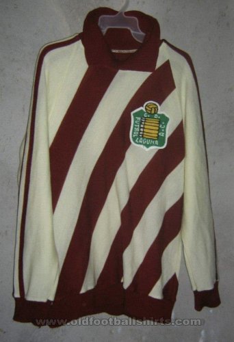 Club de Futbol Laguna Goalkeeper football shirt 1972