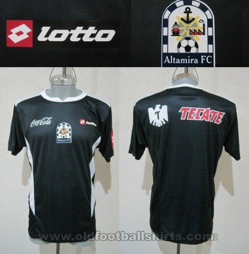 Estudiantes de Altamira Home football shirt 2013 - 2014