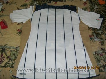 Pumas Morelos Home football shirt 2010 - 2011