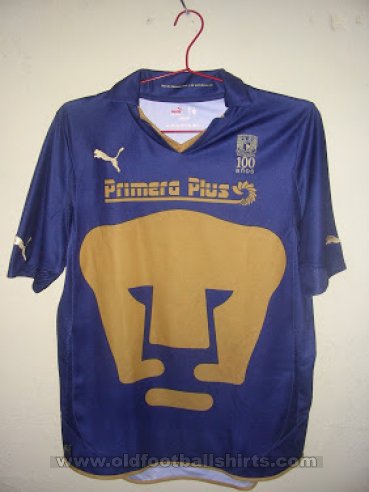 Pumas Morelos Home football shirt 2011