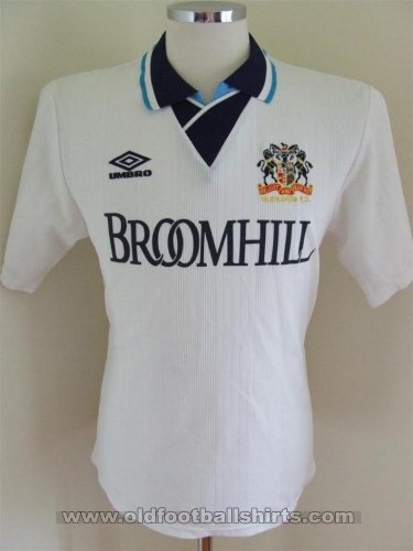 Glenavon Away football shirt (unknown year)