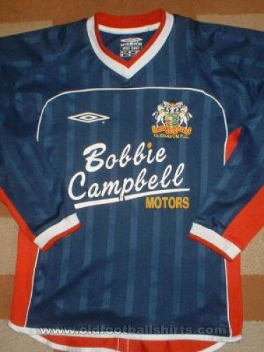 Glenavon Away football shirt (unknown year)