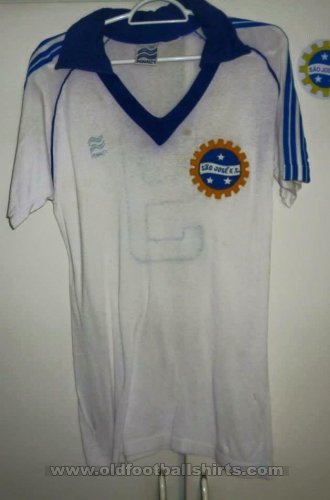 Sao Jose Esporte Clube Away football shirt 1981