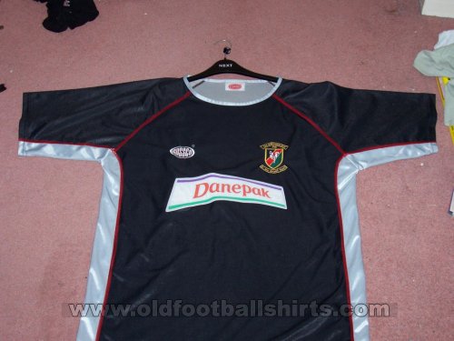 Glentoran Away baju bolasepak 2002 - 2003