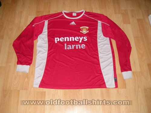 Larne Home football shirt 2004 - 2005