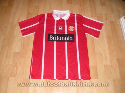 Larne Home football shirt 1995 - 1996