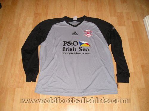 Larne Away football shirt 2004 - 2005