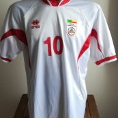 Away football shirt 2004