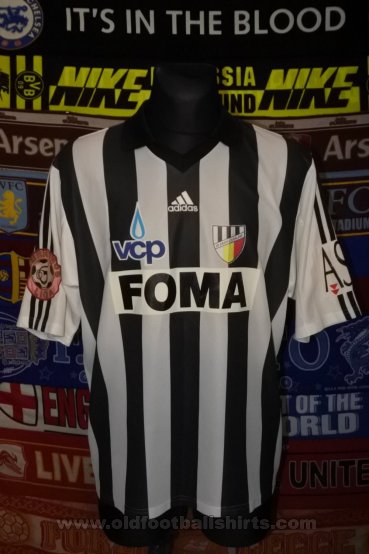 Hradec Kralove Home football shirt 2000 - 2002