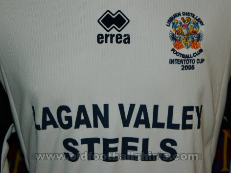 Lisburn Distillery Home football shirt 2005 - 2006