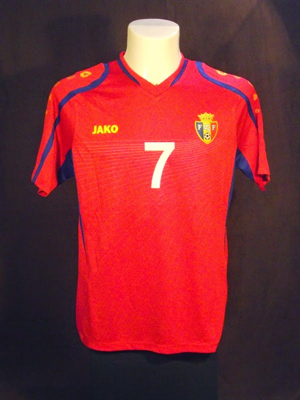 Moldova Away football shirt 2014 - 2016.