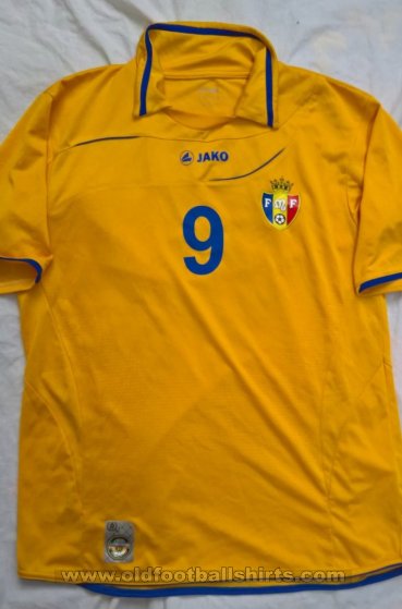 Moldova Third football shirt 2010 - 2014