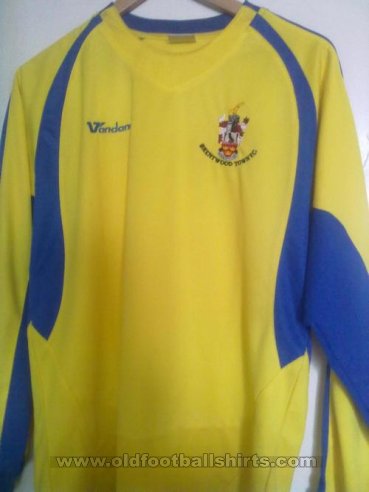 Brentwood Town Unknown shirt type (unknown year)