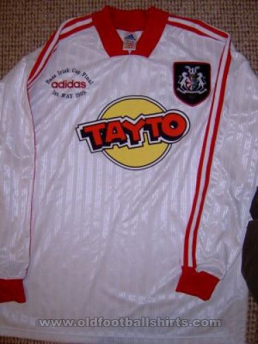 Portadown Away football shirt 1999 - 2000