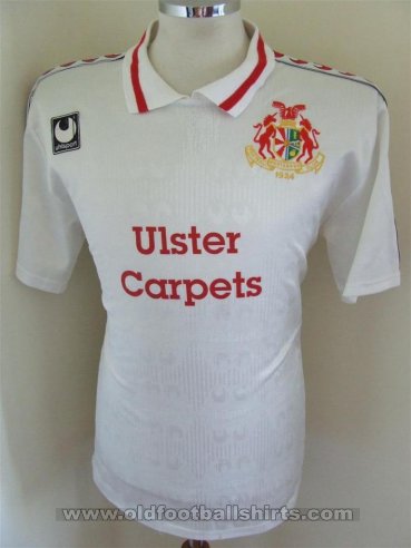Portadown Away football shirt 1995 - 1996