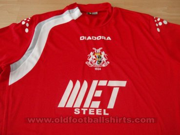 Portadown Home football shirt 2006 - 2007