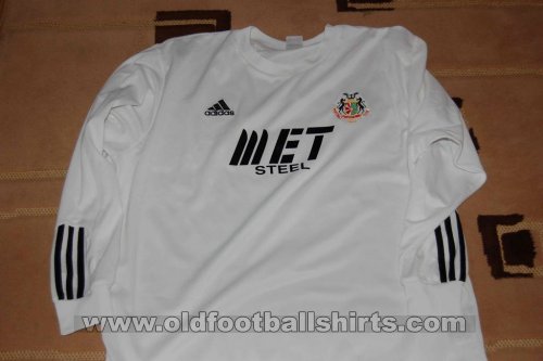 Portadown Away football shirt 2003 - 2004
