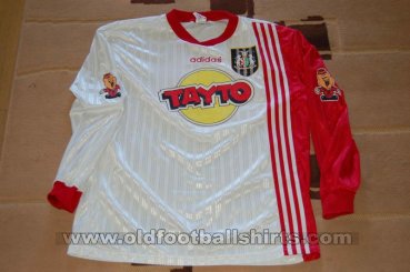 Portadown Away football shirt 2000 - 2001