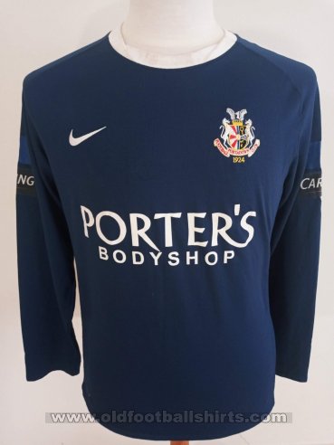 Portadown Away football shirt 2011 - 2012