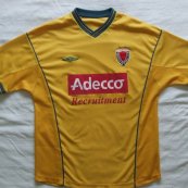 Üçüncü futbol forması 2001 - 2002