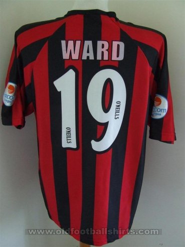 Bohemian Home Fußball-Trikots 2004 - 2005