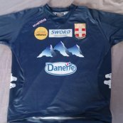Away football shirt 2011 - 2012