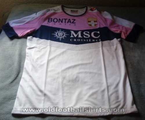 Évian Thonon Gaillard FC Home football shirt 2016 - 2017
