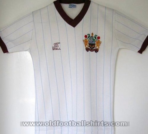 Burnley Away football shirt 1982 - 1983
