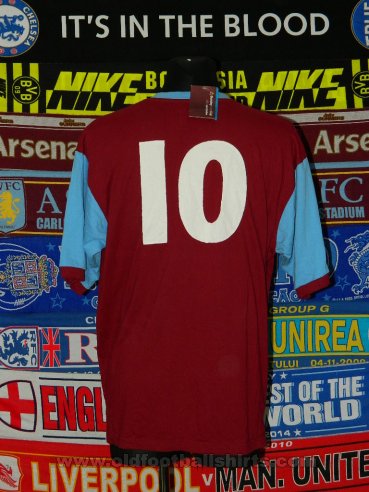 Burnley Retro Replicas football shirt 1961 - 1969