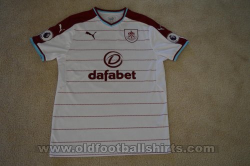 Burnley Away football shirt 2017 - 2018