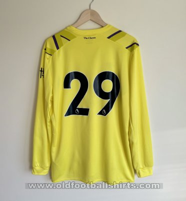 Burnley Goalkeeper football shirt 2019 - 2020