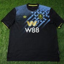 Burnley Home camisa de futebol 2023 - 2024 sponsored by W88