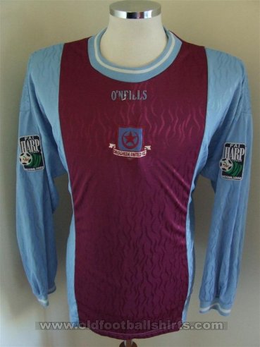 Drogheda United Home football shirt 1998