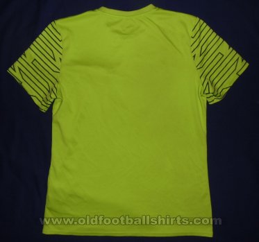 Drogheda United Training/Leisure football shirt (unknown year)