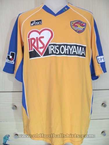 Vegalta Sendai Home football shirt 2005 - ?