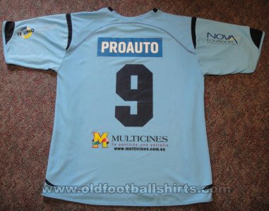 Universidad Catolica Home football shirt 2009