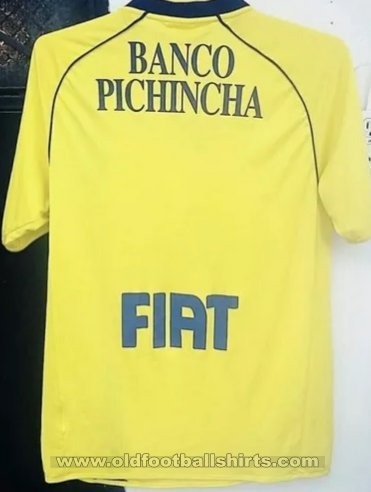 Universidad Catolica Away football shirt 2007