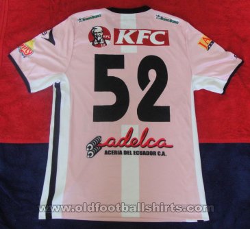 Independiente Away football shirt 2011