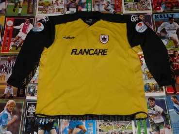 Longford Town Goalkeeper football shirt 2006 - 2007