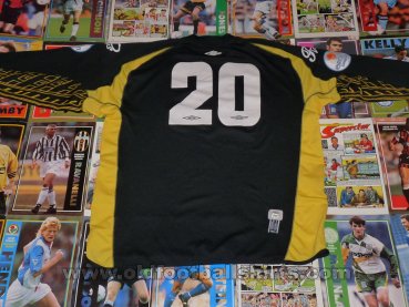 Longford Town Goalkeeper football shirt 2006 - 2007