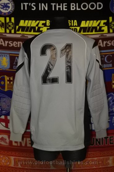 Longford Town Goalkeeper football shirt (unknown year)